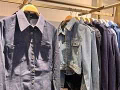 -URBAN REVIVO(济南领秀城贵和购物中心店)