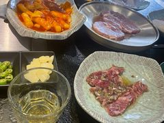 -臻牛烤肉