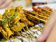 -老街烧烤大排档·地道湖北菜·龙虾馆(汉口火车站店)