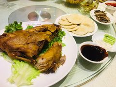 精品香酥鸭-晋阳饭庄(虎坊桥店)