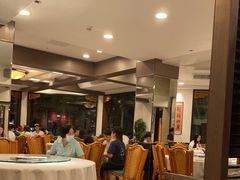 大堂-勝記酒家·37年老字号·经典粤菜(荔枝公园店)