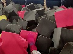 -嘿哟动霸CHUA·新潮玩运动娱乐中心·蹦床滑冰团建乐园