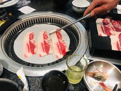 -烤路里·韩国品质自助烤肉(石路天虹4号店)