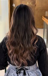 -PE SALON