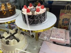 -DQ·蛋糕·冰淇淋(五棵松万达店)