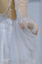 -Lady  Jane高端婚纱礼服馆