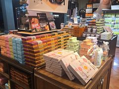 -黄远堂凤梨酥·伴手礼(中山路六店)