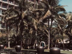 -三亚湾海居铂尔曼度假酒店