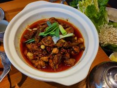 -野山舂·贵州现舂酸汤火锅(鸿通城店)