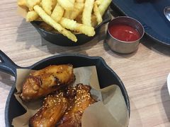 -必胜客(砂之船中东奥莱店)