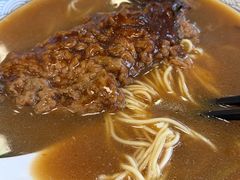 卤烧大排面-王家沙点心店(西康路店)