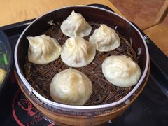 蟹黄汤包-百年尹氏汤包(湖南路狮子桥店)