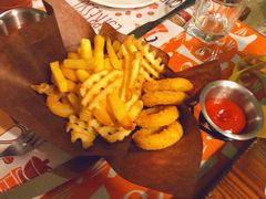 薯来宝小吃拼盘-吃饼人西餐(南开店)