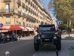 -乐蓬马歇百货公司(Rive Gauche)