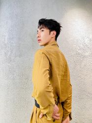 -变画·发型STUDIO