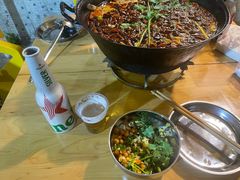 -鸿顺老铁锅美蛙鱼府(解放碑店)