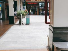 -解放路步行街                
