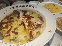 -江渔儿酸菜鱼(映月湖环宇城店)