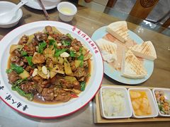 -鲁南仔·滕州炒鸡(经三路店)