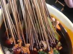 -拈签一笑黄牛肉辣卤串串
