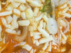 -三清洞摩西韩式年糕火锅(威高广场店)