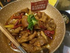 -左庭右院鲜牛肉火锅(金山万达店)