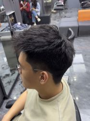 -米可造型烫发染发