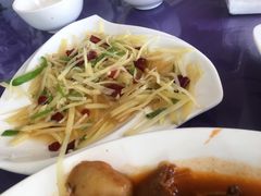 -鑫瑞川味餐厅·缸子肉