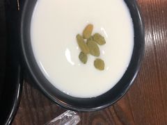 阿帕酸奶-陈老斯呼尔嗨吃烧烤(科巷店)