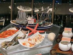 -广州花园酒店·凌璇阁旋转餐厅CAROUSEL360