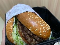 -The Habit Burger Grill 哈比特汉堡(复兴soho店)