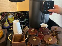 -西安大雁塔科技大学地铁站亚朵酒店