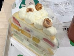 应季白巧水果千层-PAOPAO Bakery&Café(港汇店)