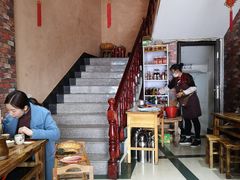 -阿婆情腊排骨火锅(金虹路店)