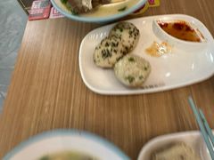 -小杨生煎(白玉兰广场店)