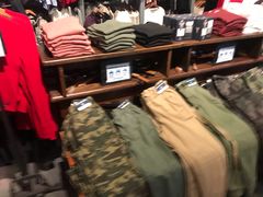-Hollister(天环广场店)