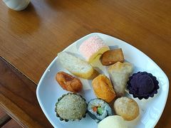 -百荷园蔬食自助餐厅(德辉广场店)