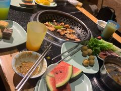 -釜御山海鲜烤肉火锅自助(新城市中心店)