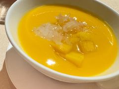 杨枝甘露-成隆行·蟹王府(淮海店)