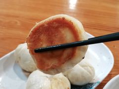 芹菜肉水煎包-张小文胡辣汤(龙柏新村店)
