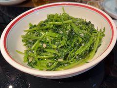 -川流不息·地道川菜·小龙虾(新松江路店)