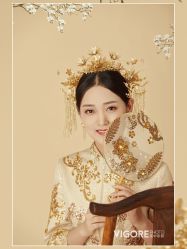 -雪中彩影婚纱摄影·微光艺术中心