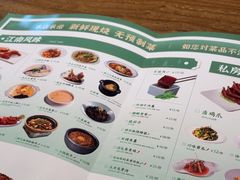 -新白鹿餐厅(滨江银泰店)