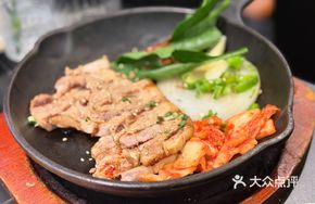 Carbon-Grilled Pork Belly