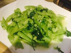 -喝丢一只鞋辣炒海鲜小烧烤(三八广场店)