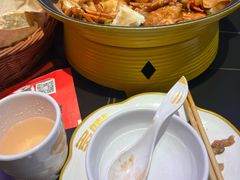 -多嘴超级肉蟹煲(中街恒隆故宫店)