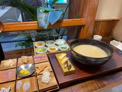 -银米·云南传统过桥米线(双廊黑金冠店)