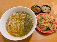 -矮子粉店1985·长沙米粉(湘春路店)
