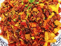 -黄桷树曹家私房菜(江与城店)