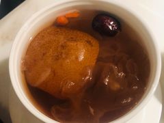 冰糖桃胶炖雪梨-初蓉丨遇见新川菜(亲贤街荣耀店)